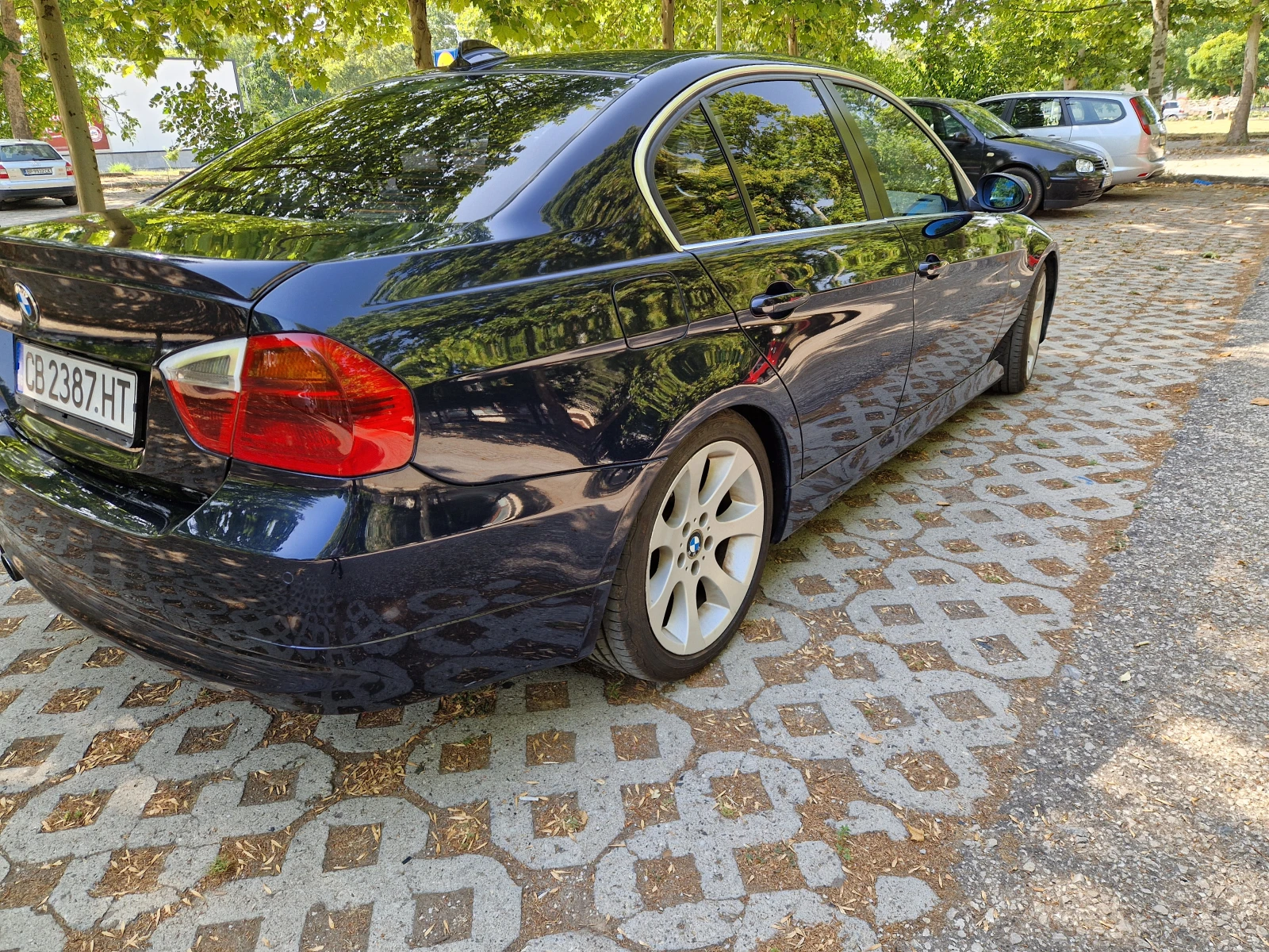 BMW 330 330d, задно, автомат - изображение 5