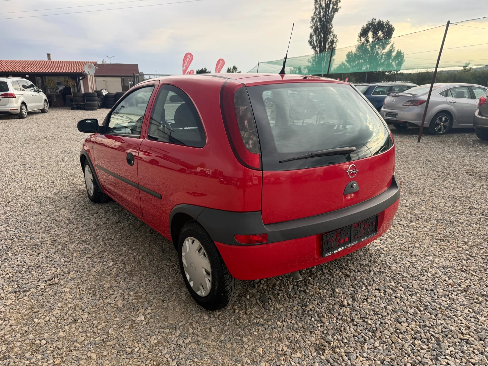 Opel Corsa 1.0i-60PS-КЛИМАТИК - изображение 7
