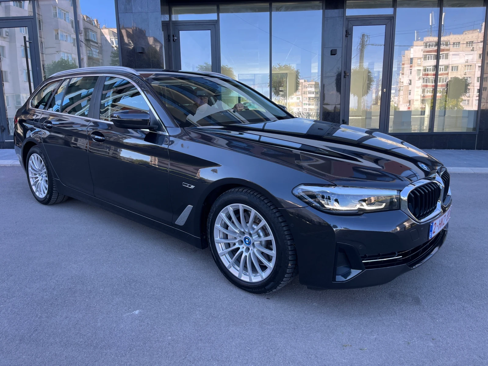BMW 530E  - изображение 4