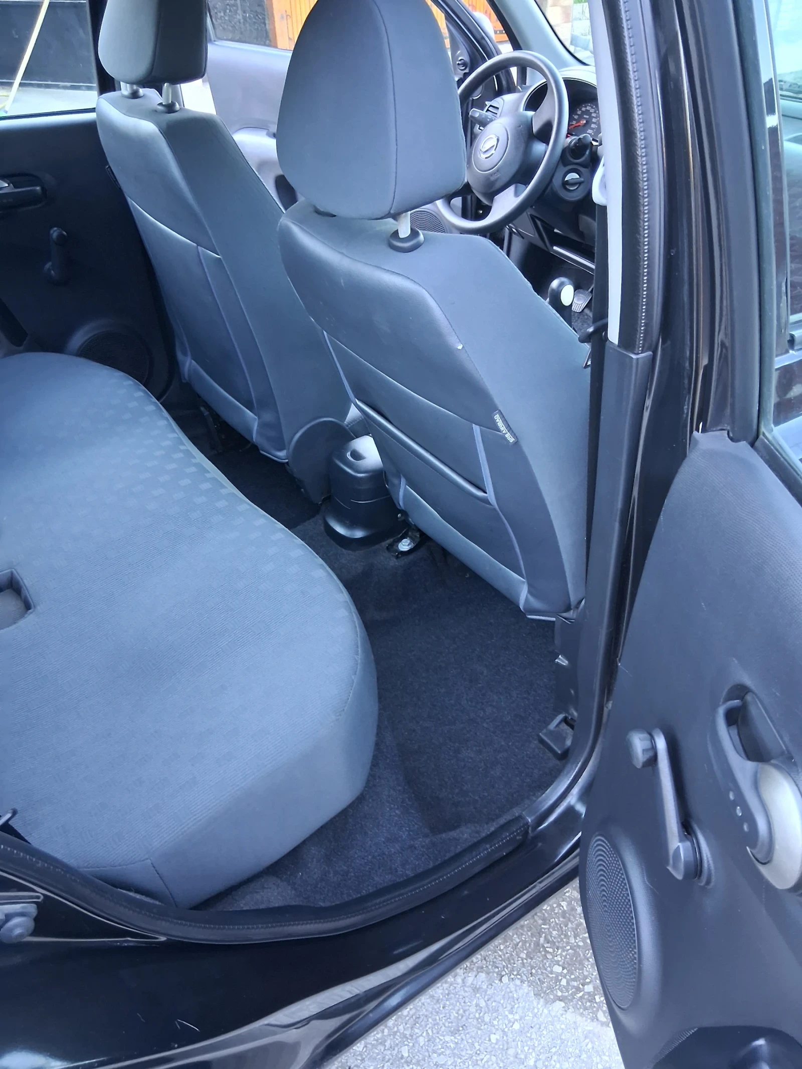 Nissan Micra 1.3i - изображение 8