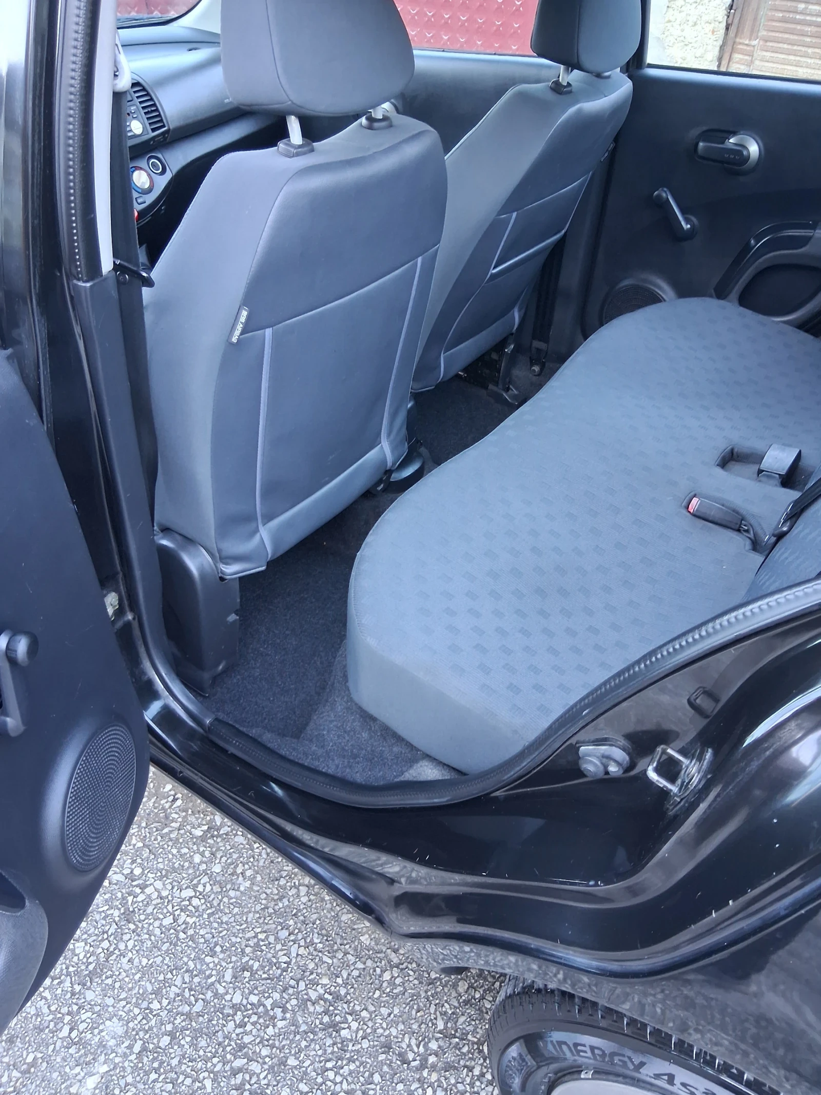 Nissan Micra 1.3i - изображение 7