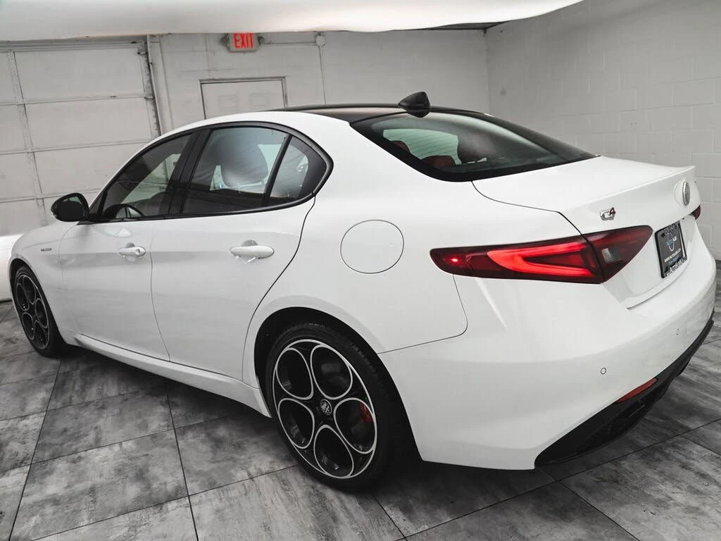 Alfa Romeo Giulia Veloce* CARFAX* ����������* (���� �� ��) | Mobile.bg � ����������� 4
