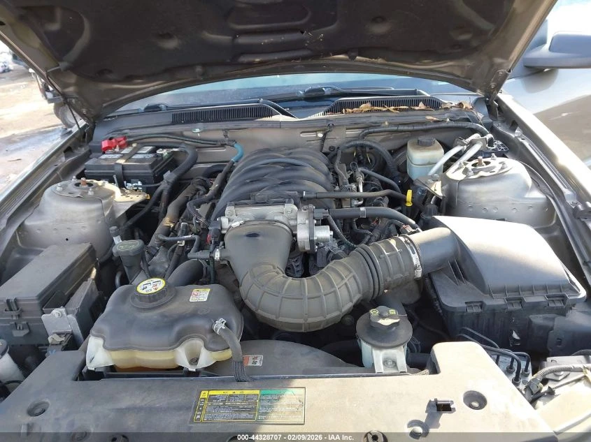 Ford Mustang 4.6l Gt Deluxe/Gt Premium - изображение 10