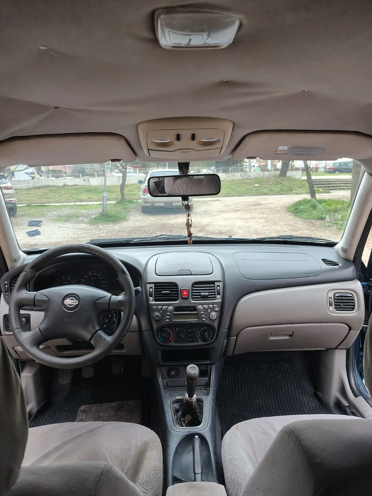Nissan Almera, снимка 15 - Автомобили и джипове - 54046724