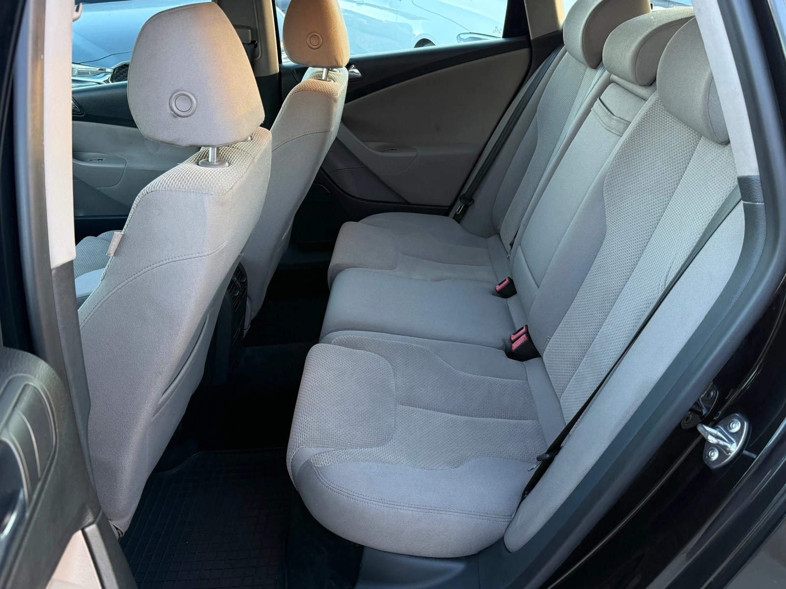 VW Passat 2.0TDI* 2008�* ���������* ��� ���������* ������*  | Mobile.bg � ����������� 9