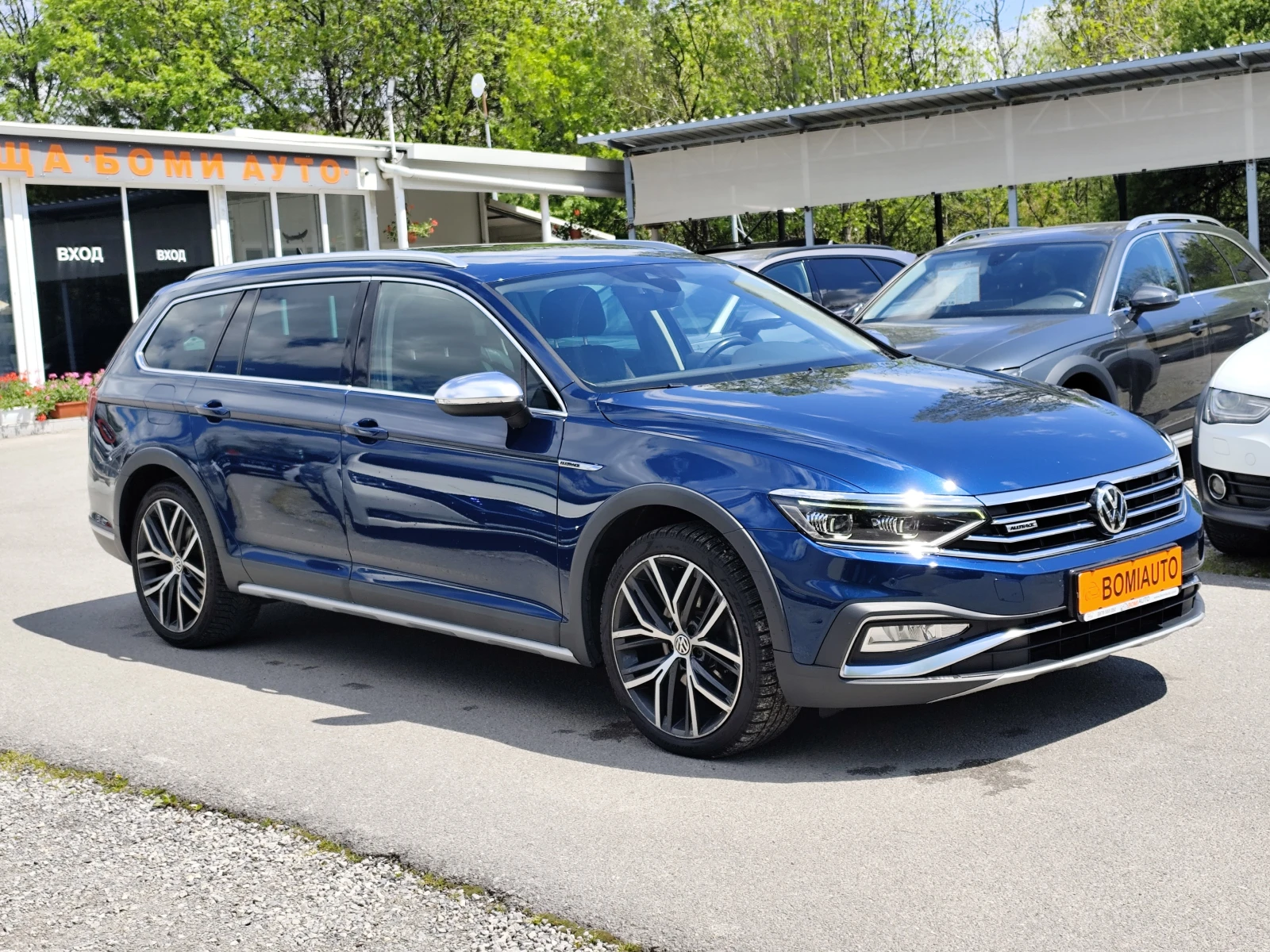 VW Passat ALLTRACK* 2.0TDi* 4MOTION* EURO6D* LED* NAVI* , снимка 3 - Автомобили и джипове - 54413444