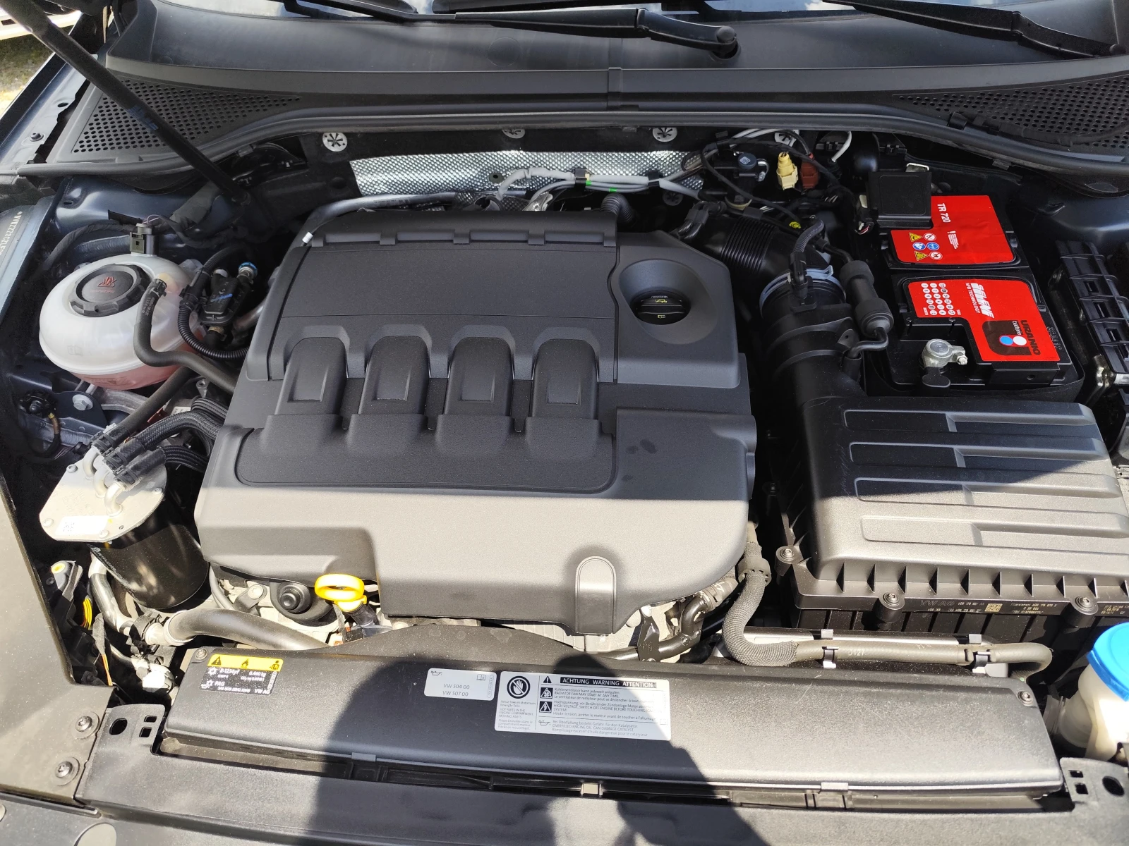 VW Passat ALLTRACK* 2.0TDi* 4MOTION* EURO6D* LED* NAVI* , снимка 15 - Автомобили и джипове - 54413444