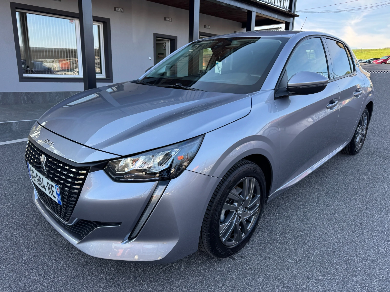 Peugeot 208 STYLE 1.2I НОВ ВНОС