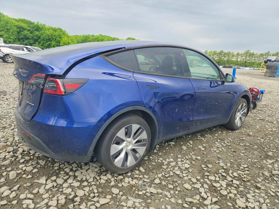 Tesla Model Y Long Range AWD, снимка 4 - Автомобили и джипове - 54725136