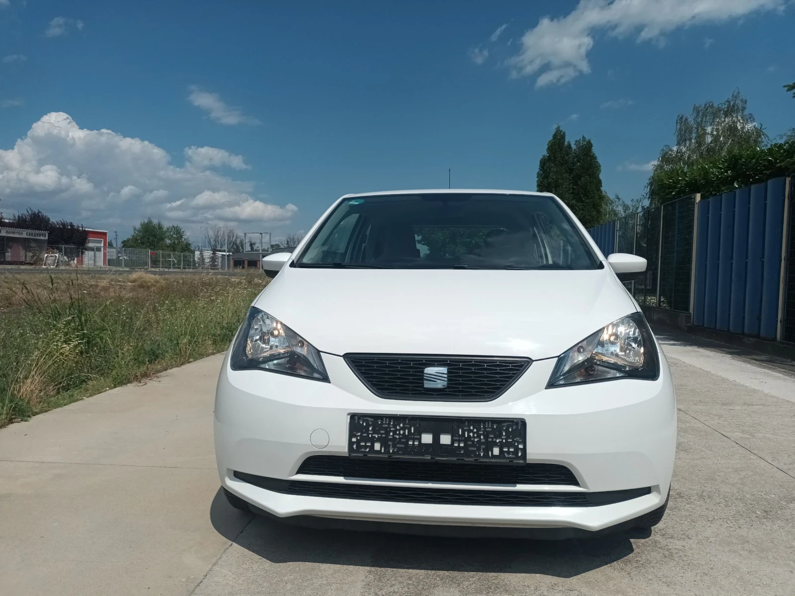 Seat Mii, снимка 6 - Автомобили и джипове - 55154735