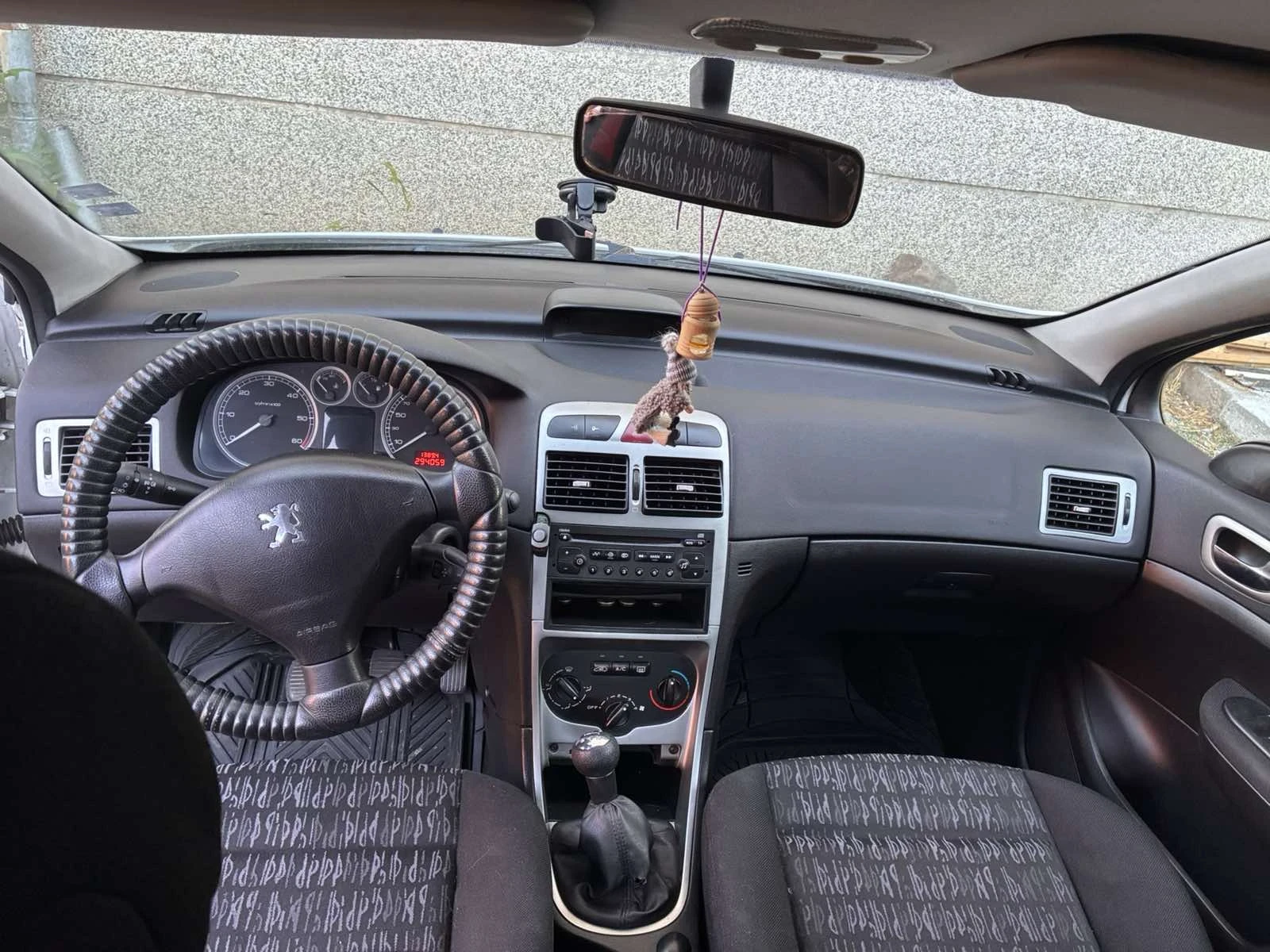 Peugeot 307 Хечбек , снимка 3 - Автомобили и джипове - 55890574