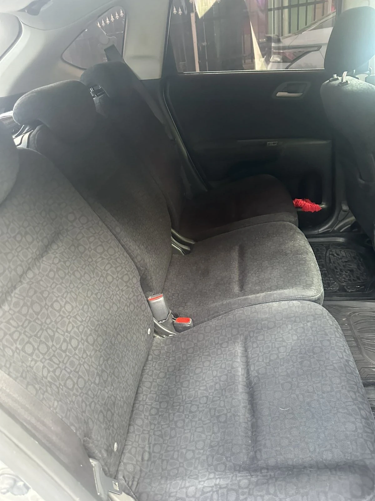Honda Fr-v 2.2, снимка 9 - Автомобили и джипове - 55943147