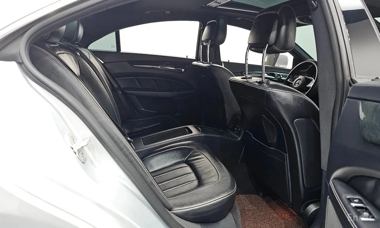 Mercedes-Benz CLS 400 АМГ ПАК/ДИСТРОНИК/360 КАМЕРА/ПОДГРЕВ/ОБДУХ/ШИБЕДАХ, снимка 11 - Автомобили и джипове - 56104218