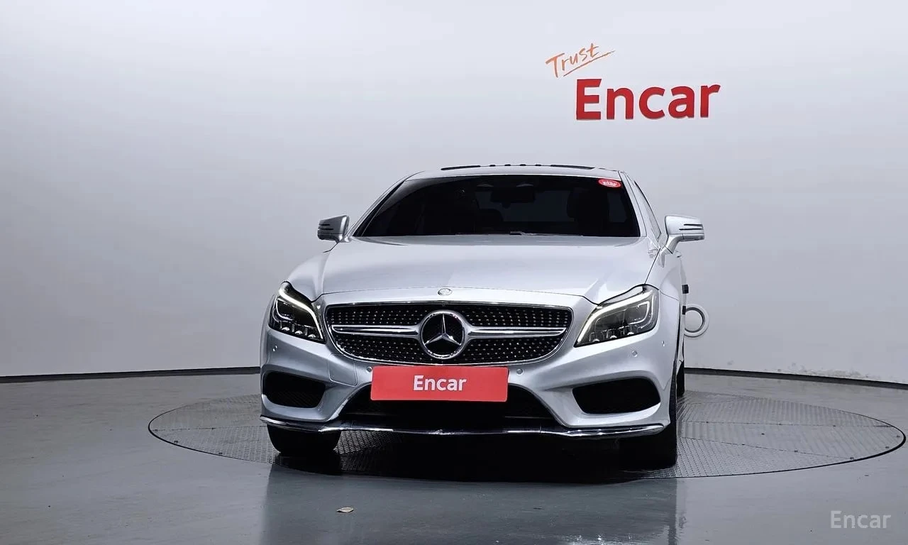 Mercedes-Benz CLS 400 АМГ ПАК/ДИСТРОНИК/360 КАМЕРА/ПОДГРЕВ/ОБДУХ/ШИБЕДАХ, снимка 3 - Автомобили и джипове - 56104218