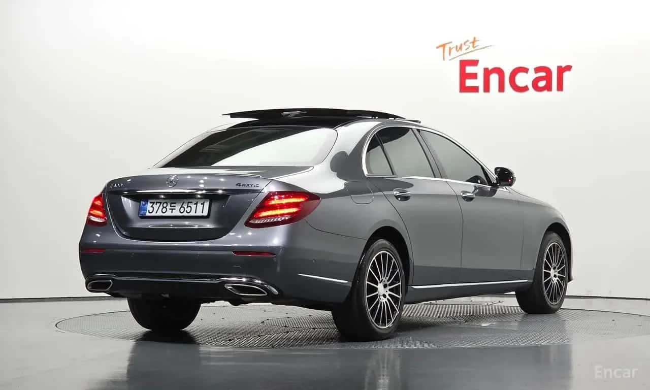 Mercedes-Benz E 300 * E300 4MATIC Exclusive * ��� ������������ ������ | Mobile.bg � ����������� 2