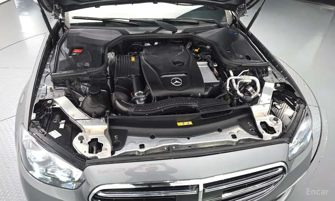 Mercedes-Benz E 300 * E300 4MATIC Exclusive * ��� ������������ ������ | Mobile.bg � ����������� 6
