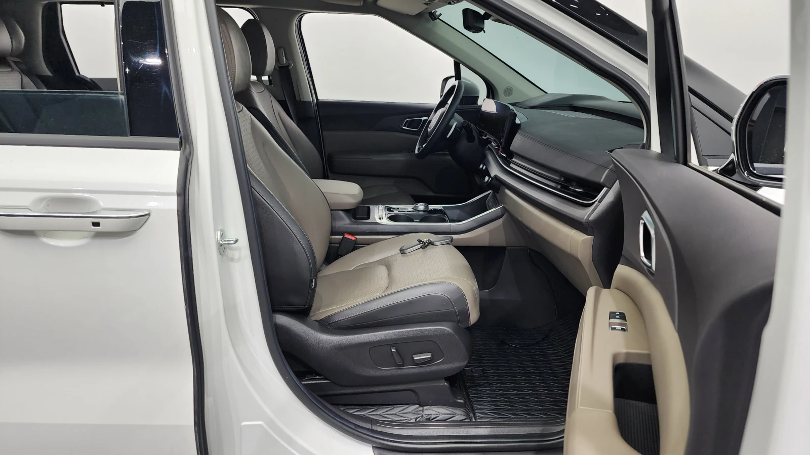 Kia Carnival 3.5 ��. �������� HUD 360 ������ ����* encareu.com | Mobile.bg � ����������� 11