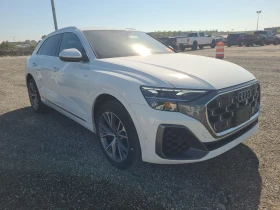 ������ Audi Q8