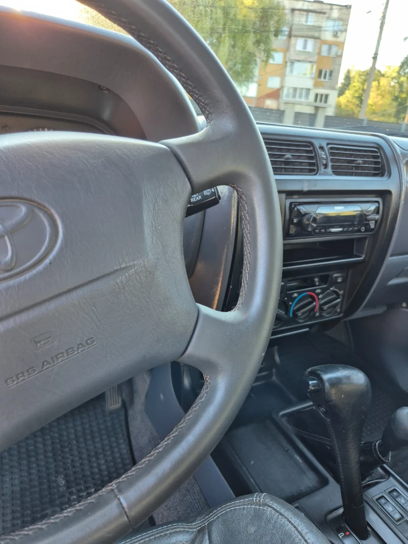Toyota Land cruiser, снимка 6 - Автомобили и джипове - 52680347