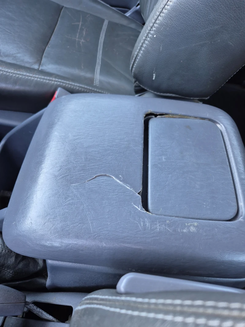 Toyota Land cruiser, снимка 9 - Автомобили и джипове - 52680347