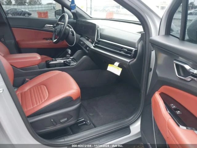 Kia Sportage, снимка 8 - Автомобили и джипове - 48720851