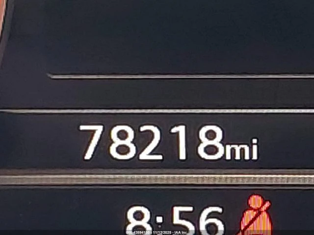 Audi Q5 ПОДГРЕВ* КАМЕРА* КЕЙЛЕС* LANE* ASSIST, снимка 14 - Автомобили и джипове - 53514847