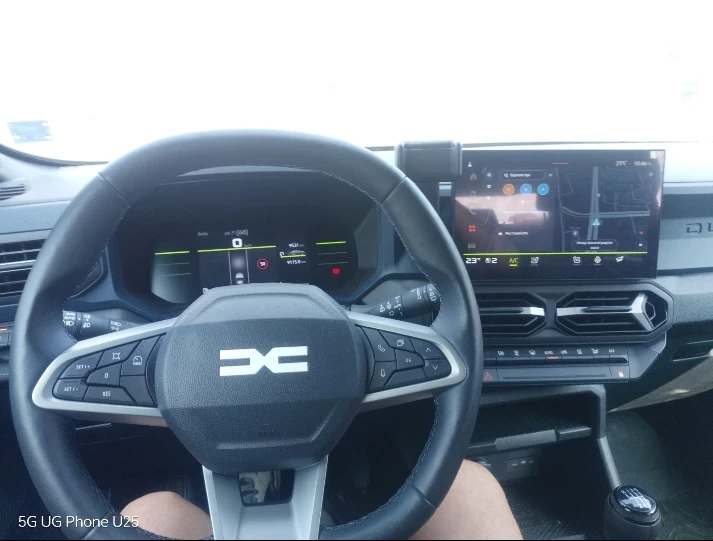 Dacia Duster 1.2, снимка 2 - Автомобили и джипове - 56406399