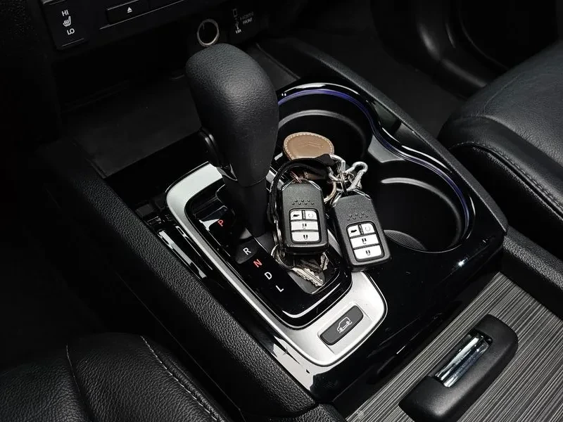 Honda Pilot 3Rd Generation 3.5, снимка 9 - Автомобили и джипове - 56574348