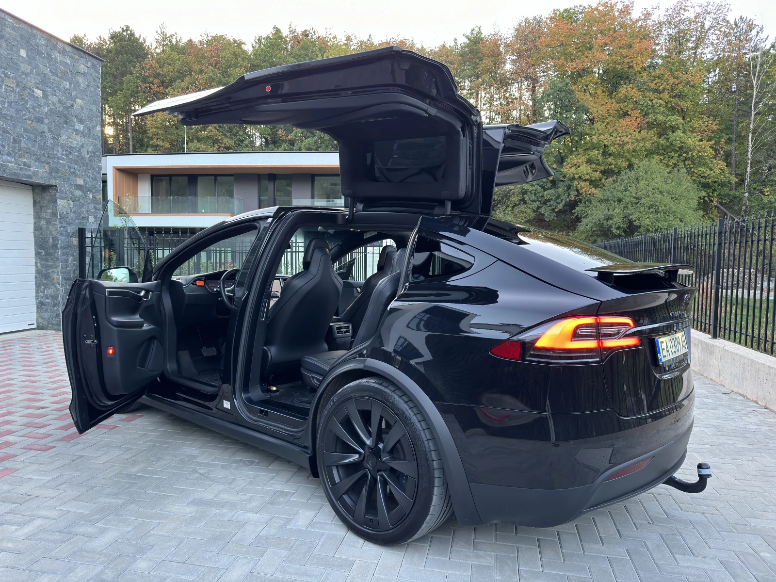 Tesla Model X 100D/ 7 Места/Европейска/Black Edition Self Drive - изображение 4