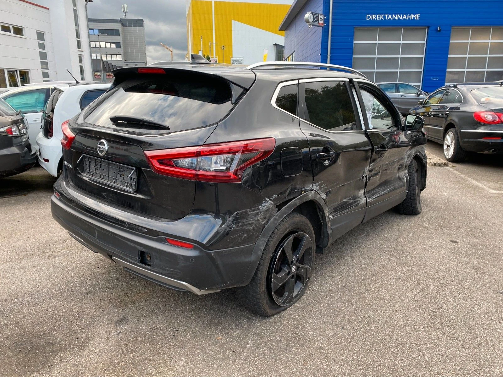 Nissan Qashqai 1.3TCE - изображение 3