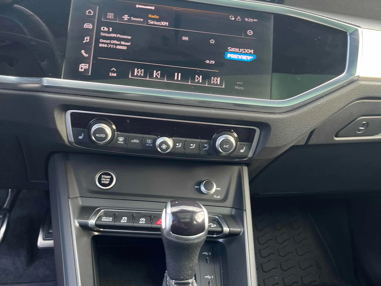 Audi Q3 CARFAX * * АВТО КРЕДИТ * *  - изображение 7