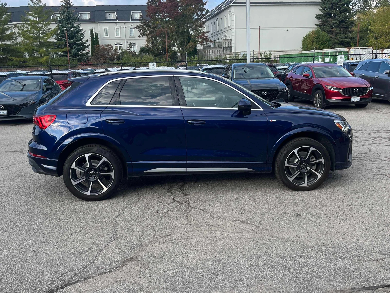 Audi Q3 CARFAX * * АВТО КРЕДИТ * *  - изображение 3