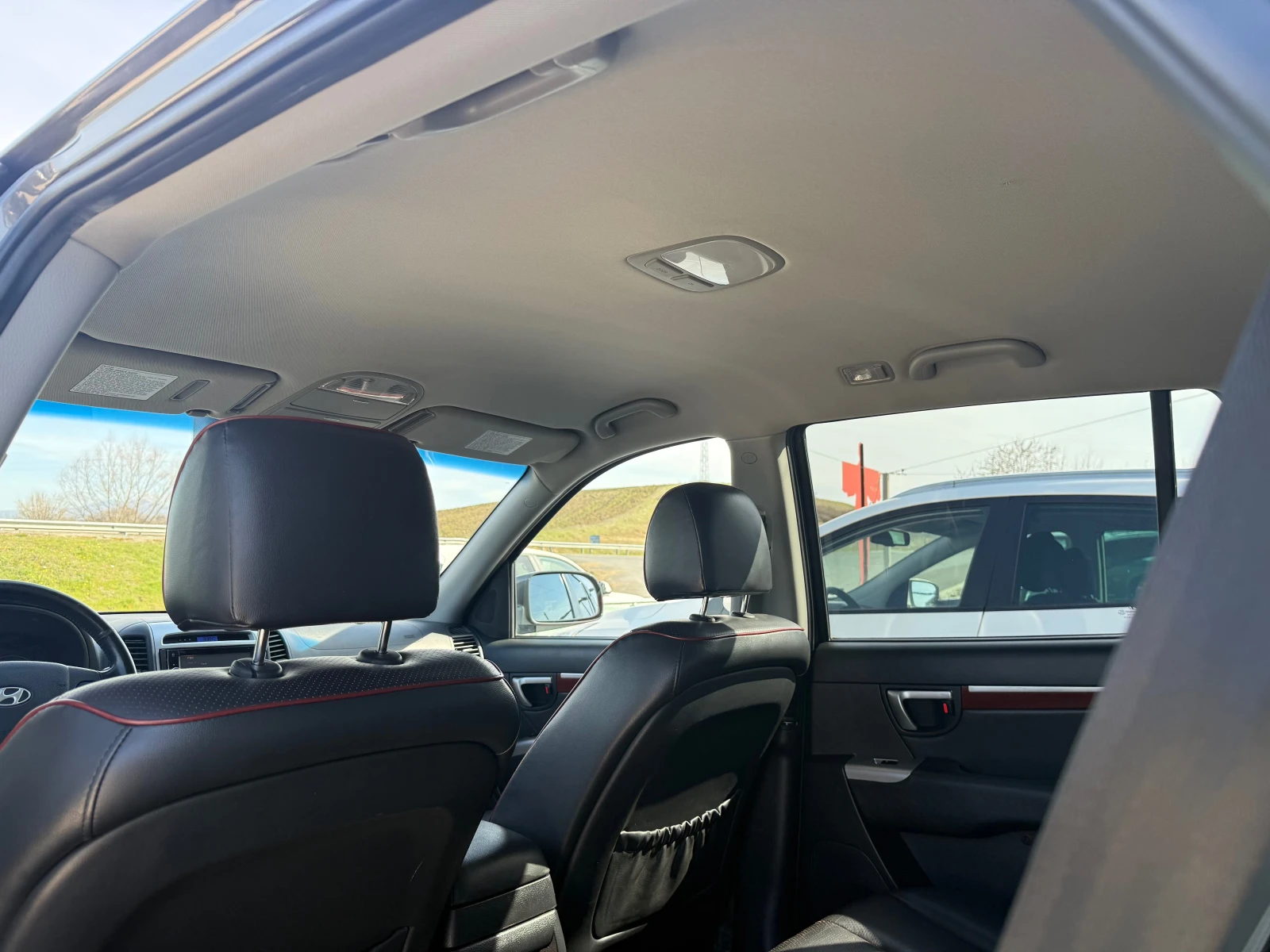 Hyundai Santa fe 2.2CRDi, Автоматик, снимка 15 - Автомобили и джипове - 53816019