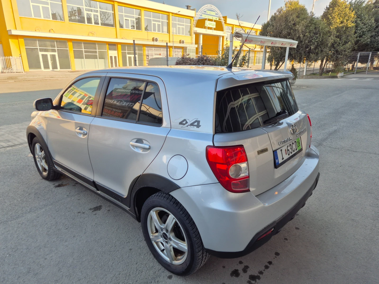 Toyota Urban Cruiser 4х4* 6-Скорости* 100%-Реални-Километри* Климатрони, снимка 7 - Автомобили и джипове - 53849505