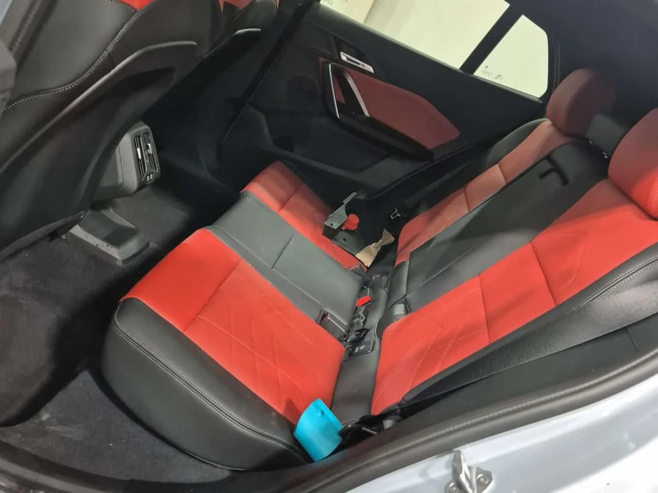 BMW X2  XDRIVE28I / CARFAX /DISTRONIC/CAMERA, снимка 13 - Автомобили и джипове - 53953589