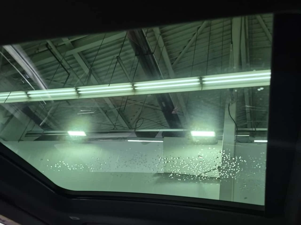 BMW X2  XDRIVE28I / CARFAX /DISTRONIC/CAMERA, снимка 14 - Автомобили и джипове - 53953589