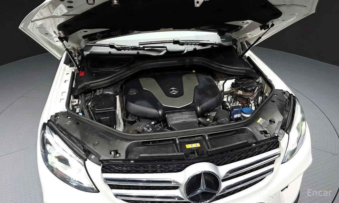 Mercedes-Benz GLE 350, снимка 6 - Автомобили и джипове - 54224920