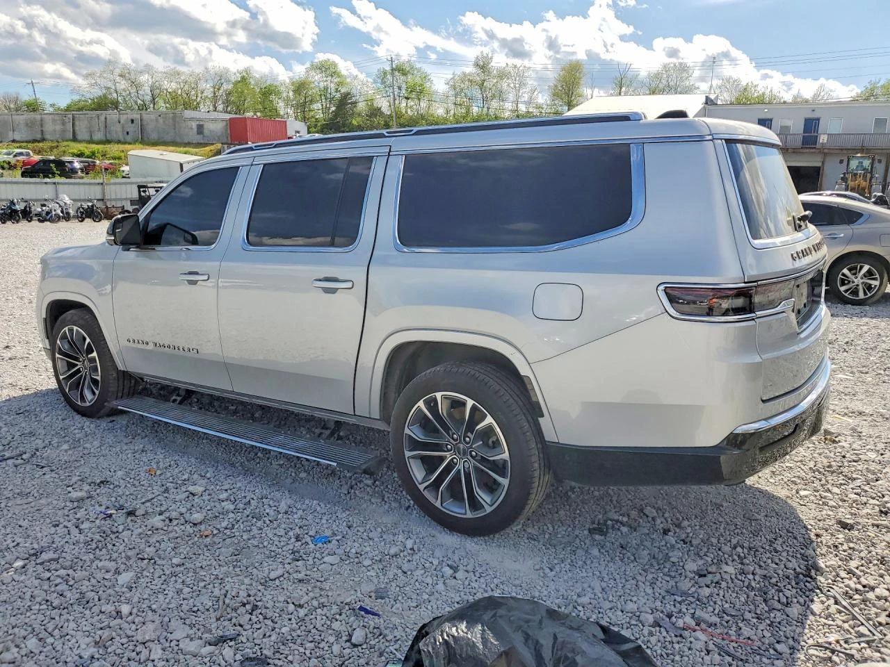 Jeep Grand Wagoneer * FULL* 6-МЕСТА* , снимка 2 - Автомобили и джипове - 54364509