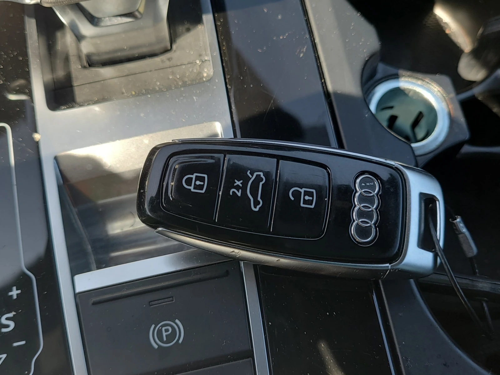Audi Q8  Progressiv 55 TFSI quattro | Mobile.bg � ����������� 13