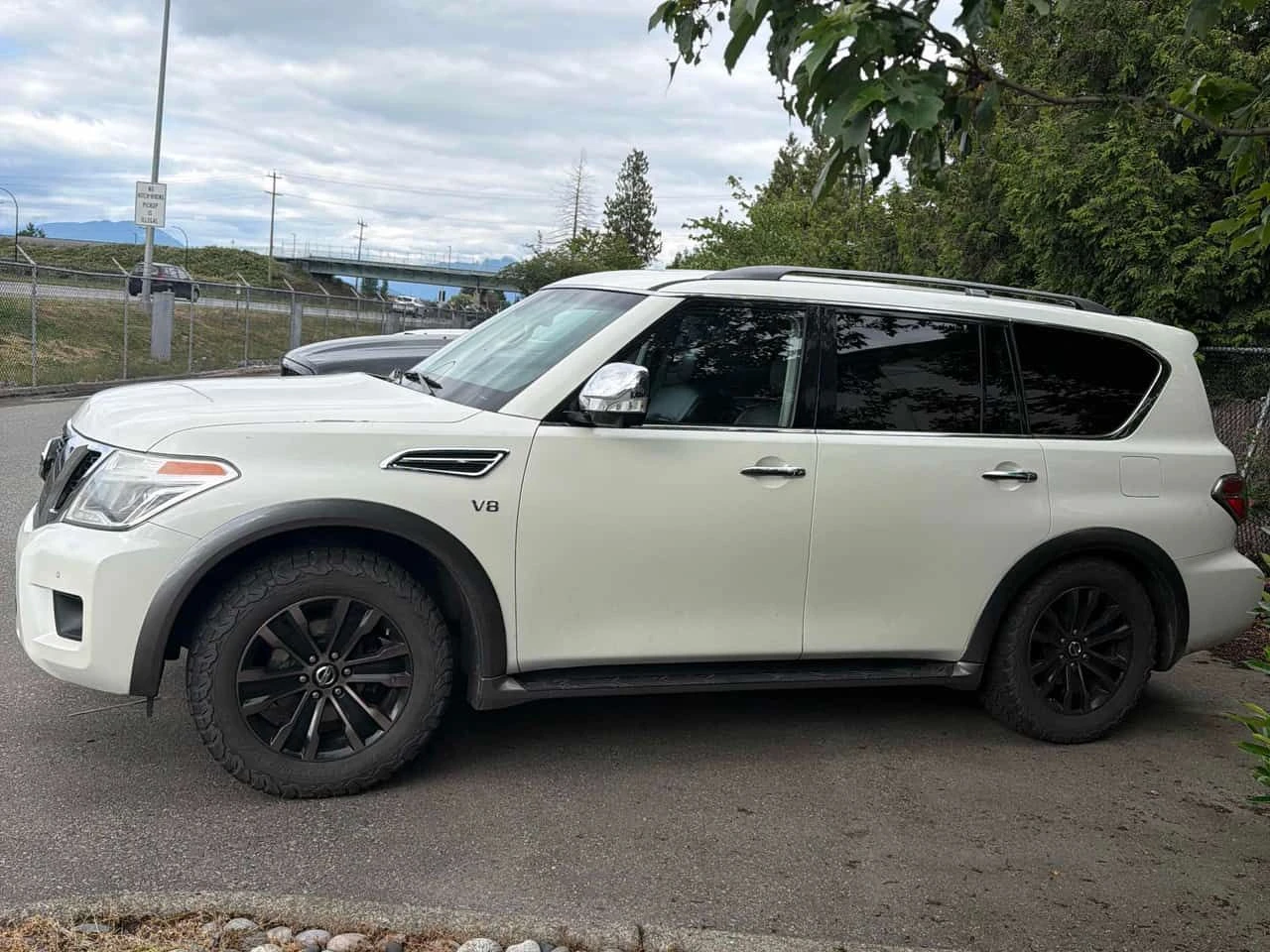 Nissan Armada * PLATINUM* , снимка 3 - Автомобили и джипове - 54943173