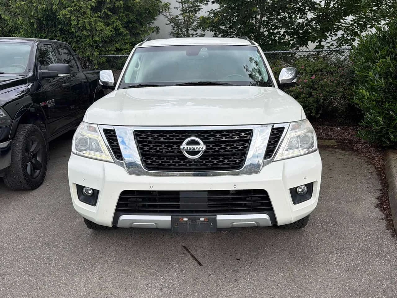 Nissan Armada * PLATINUM* , снимка 2 - Автомобили и джипове - 54943173