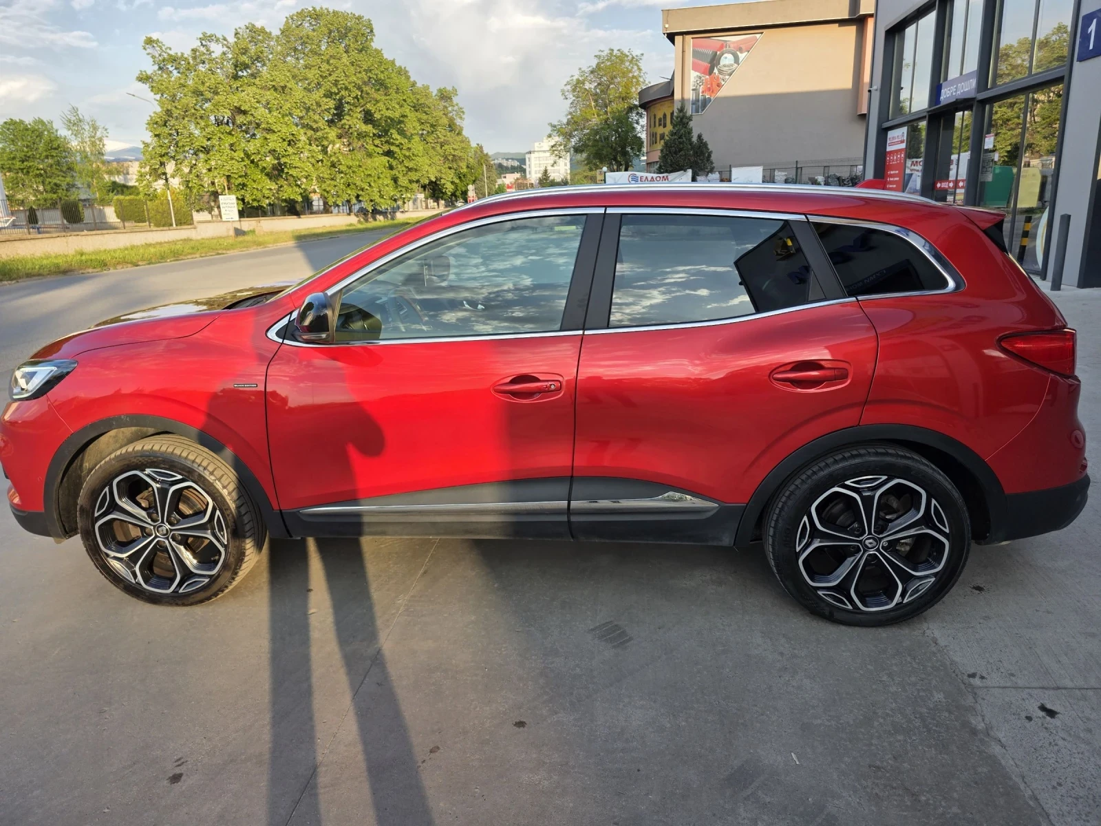 Renault Kadjar Black Edition, снимка 7 - Автомобили и джипове - 55241050