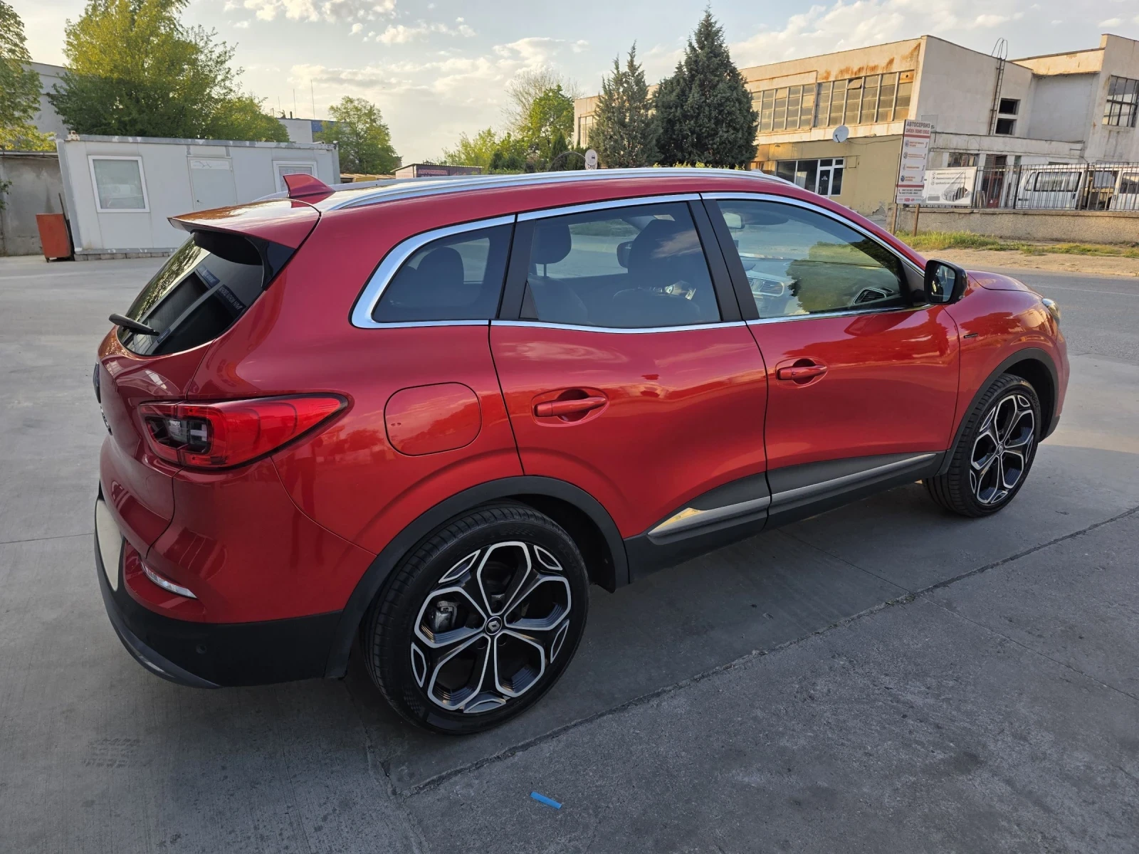 Renault Kadjar Black Edition, снимка 6 - Автомобили и джипове - 55241050