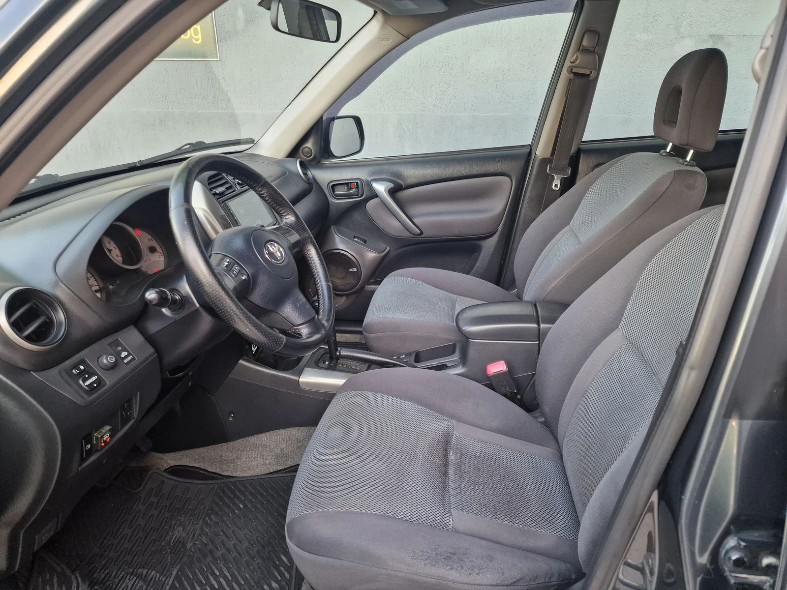 Toyota Rav4 2.0 VVT-i LPG от България, снимка 12 - Автомобили и джипове - 55581709