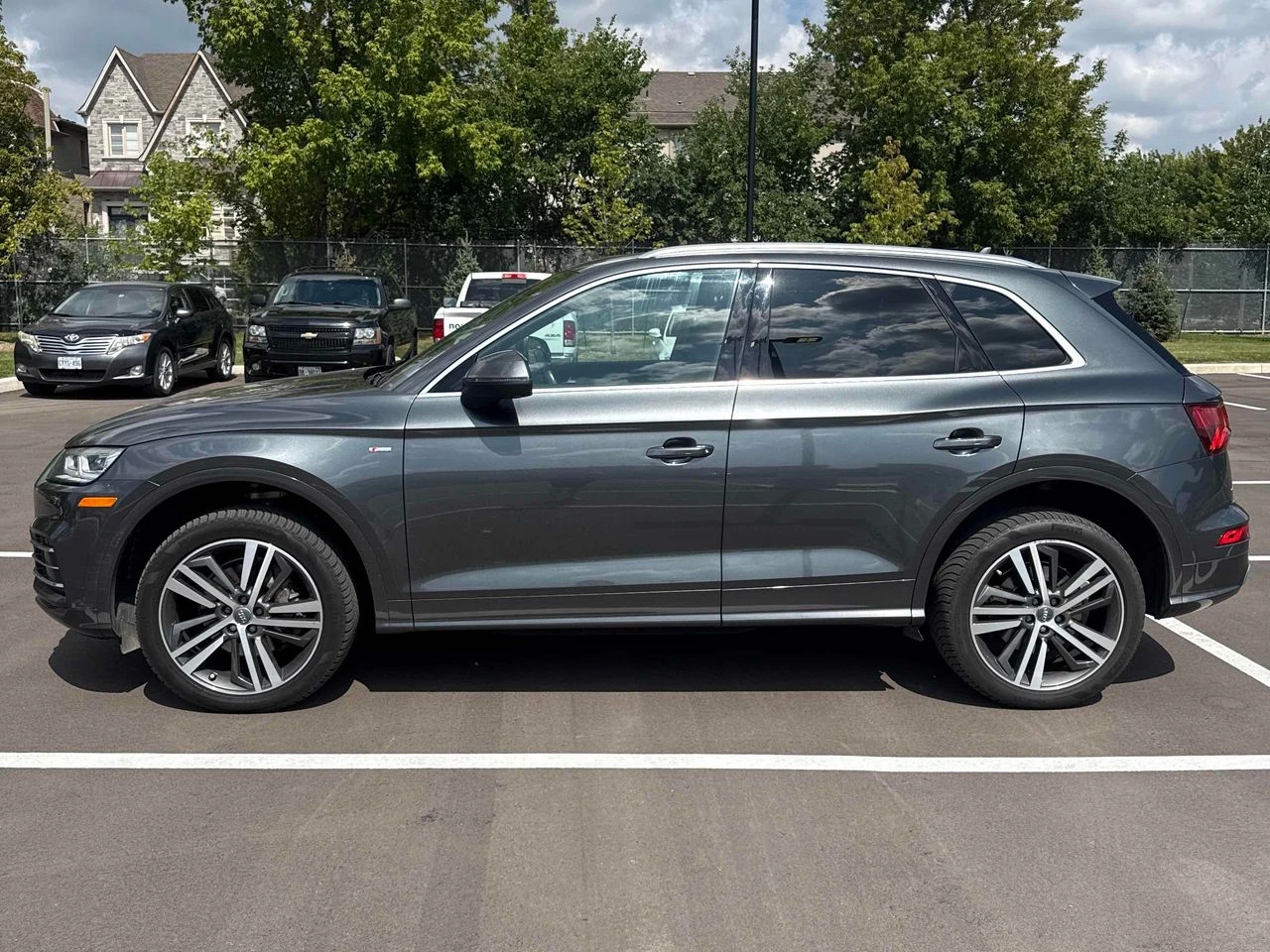 Audi Q5 Progressiv, снимка 2 - Автомобили и джипове - 55800593