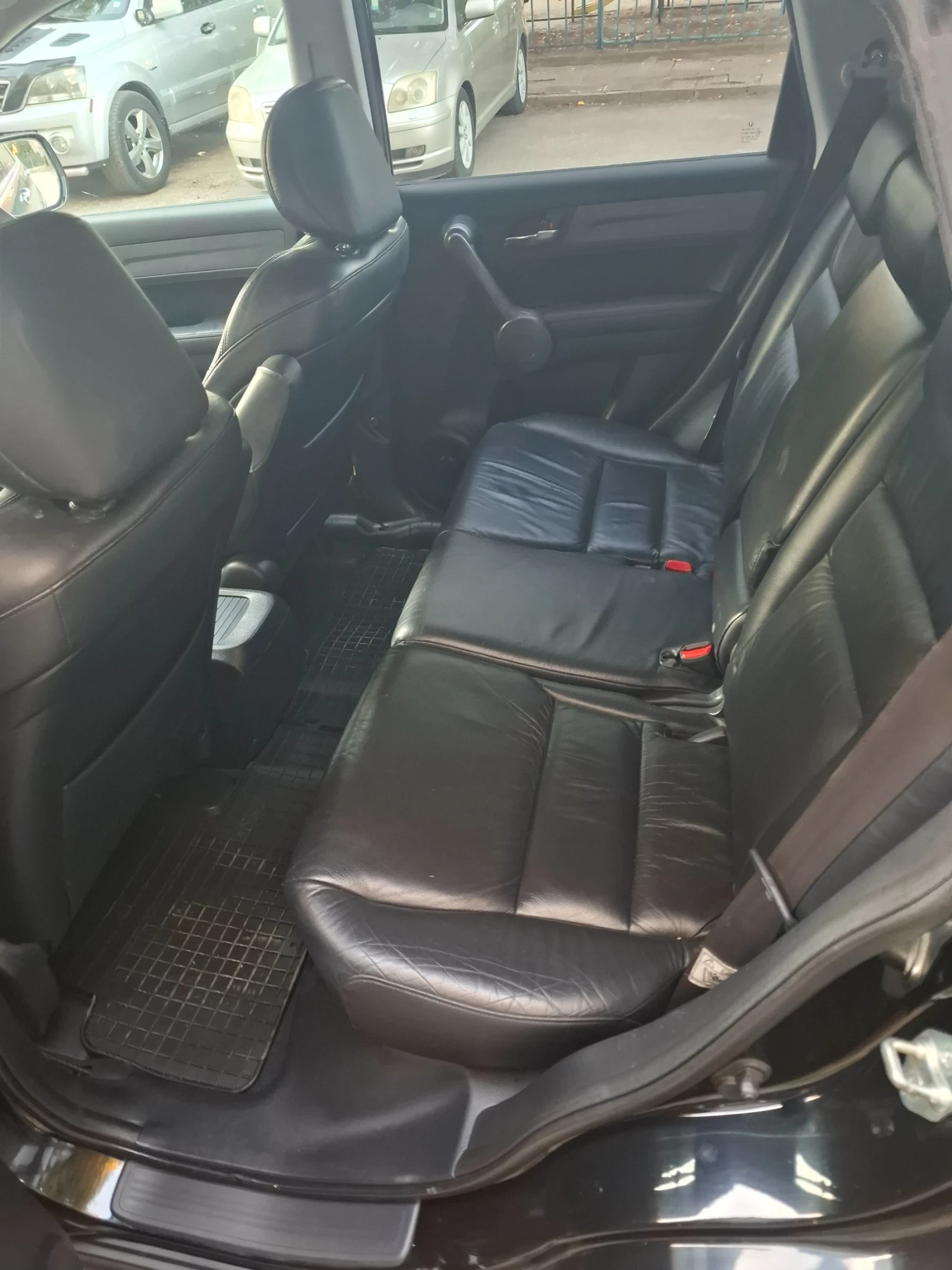 Honda Cr-v Дистроник, снимка 7 - Автомобили и джипове - 55962920