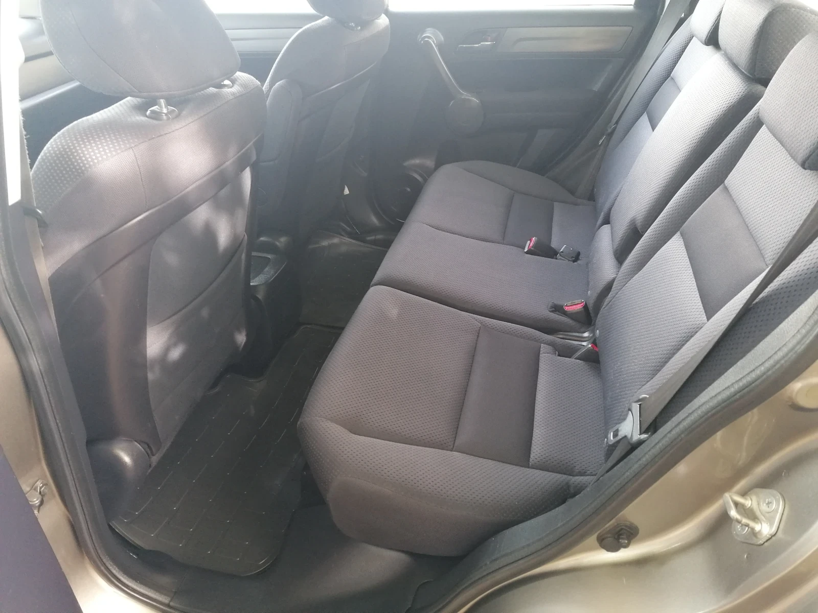 Honda Cr-v 2.0 Швейцария , снимка 11 - Автомобили и джипове - 56678280