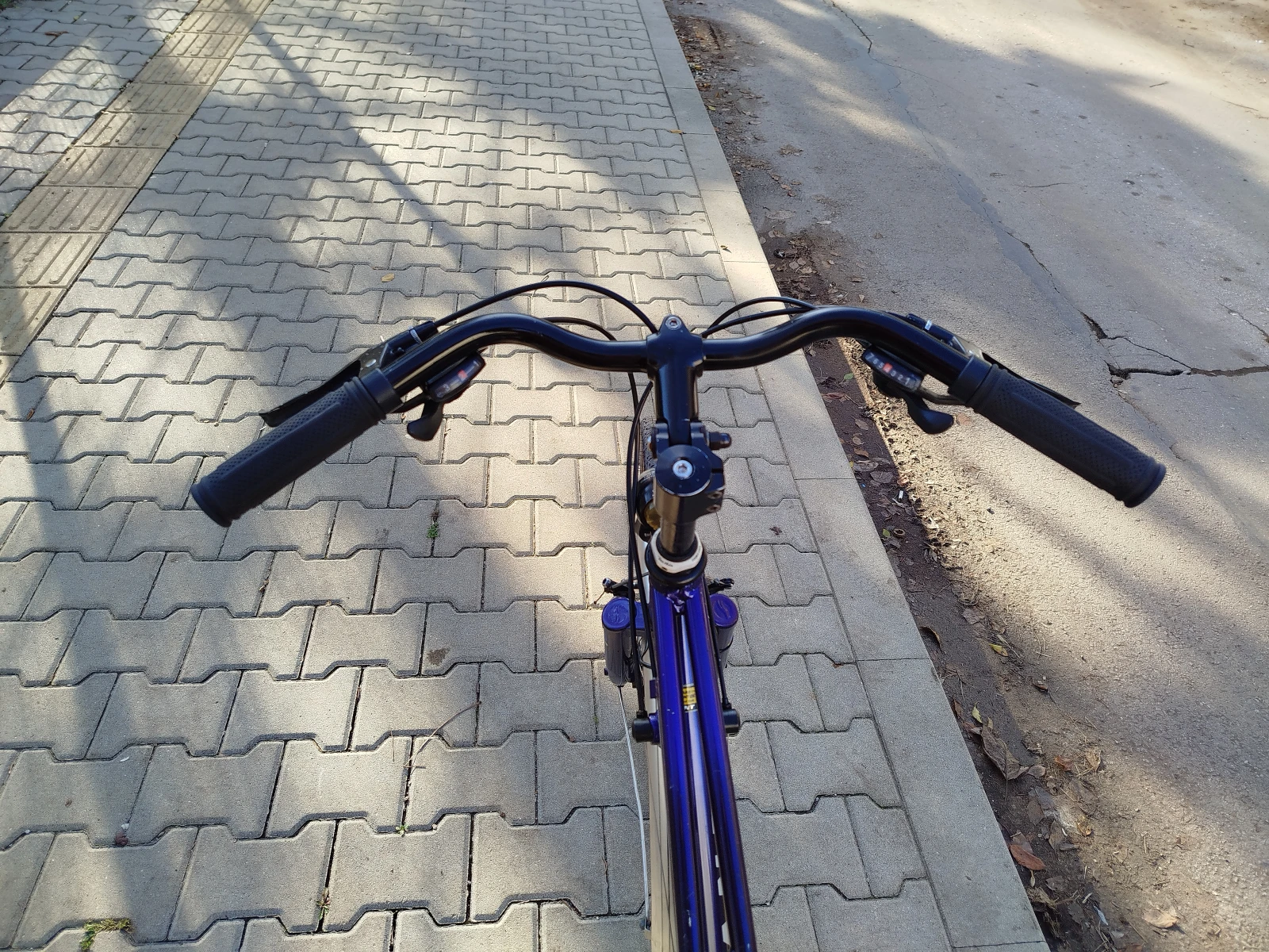 ������� * * ��������� Giant Custom 28���� 21�������� 12�� | Mobile.bg � ����������� 6