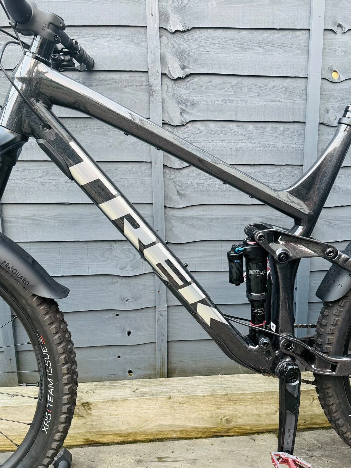 ��������� Remedy 8 2023 | Mobile.bg � ����������� 8