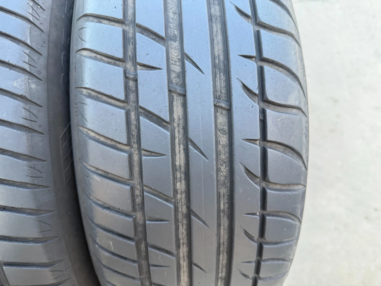 Гуми Летни 205/55R16, снимка 7 - Гуми и джанти - 53837450